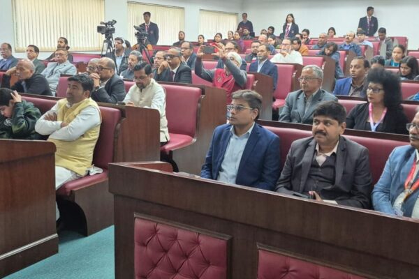 दुनियाभर से आए शोधार्थियों ने अपने शोधपत्र प्रस्तुत किए