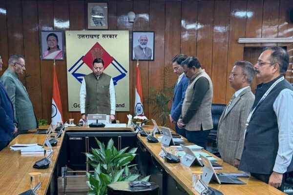 धामी कैबिनेट में आठ प्रस्तावों पर मुहर