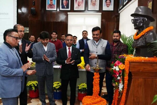 प्रशासनिक अधिकारी सम्मेलन में विकसित उत्तराखंड@ 2047 पर मंथन