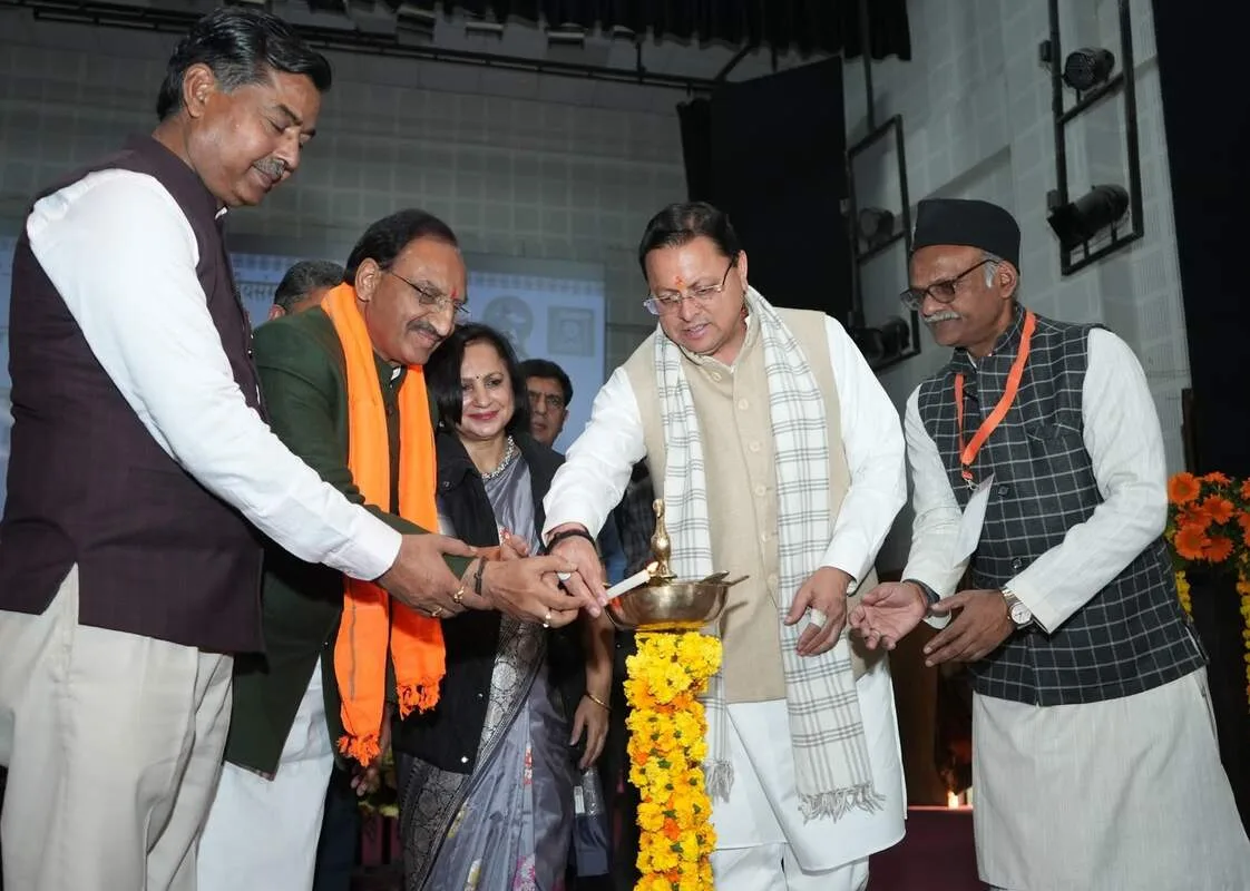 अंतरराष्ट्रीय संस्कृत सम्मेलन में मुख्यमंत्री धामी ने की संस्कृत उत्थान के लिए आयोग के गठन की घोषणा