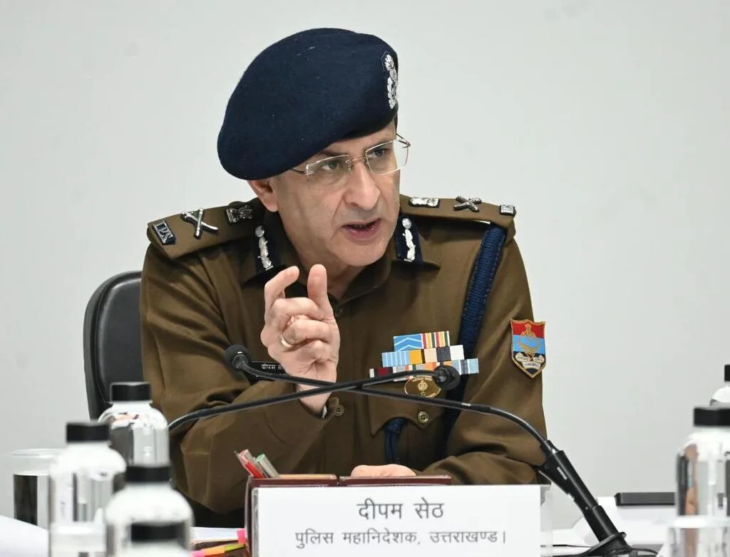 डीजीपी दीपम सेठ ने की कानून व्यवस्था की राज्यव्यापी उच्चस्तरीय समीक्षा