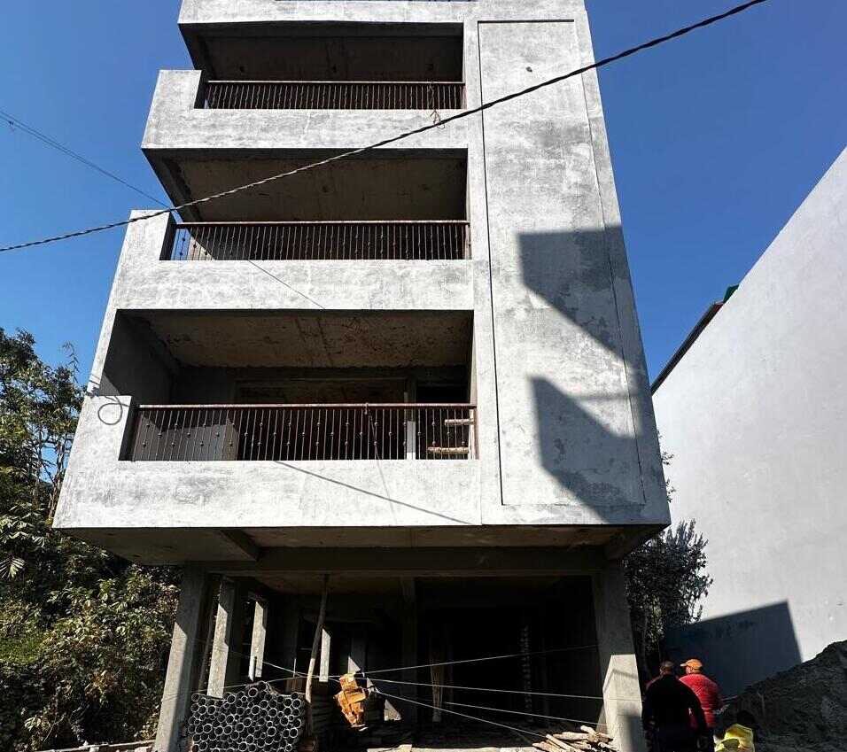 MDDA उपाध्यक्ष बंशीधर तिवारी के नेतृत्व में अवैध निर्माणों पर सख्त कार्रवाई जारी