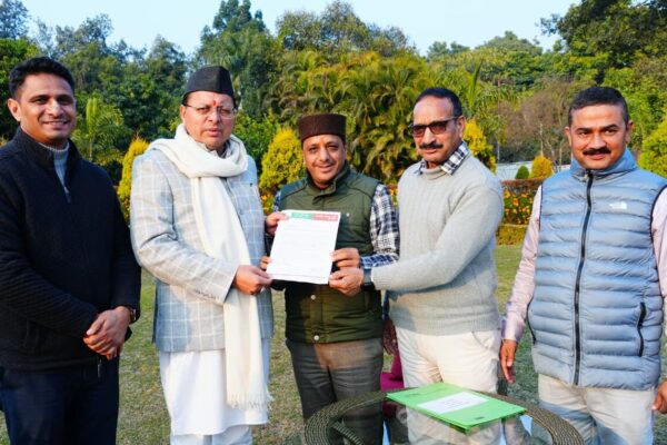 बड़कोट और चिन्यालीसौड़ के लिए शीघ्र शुरू होगी हेली सेवा