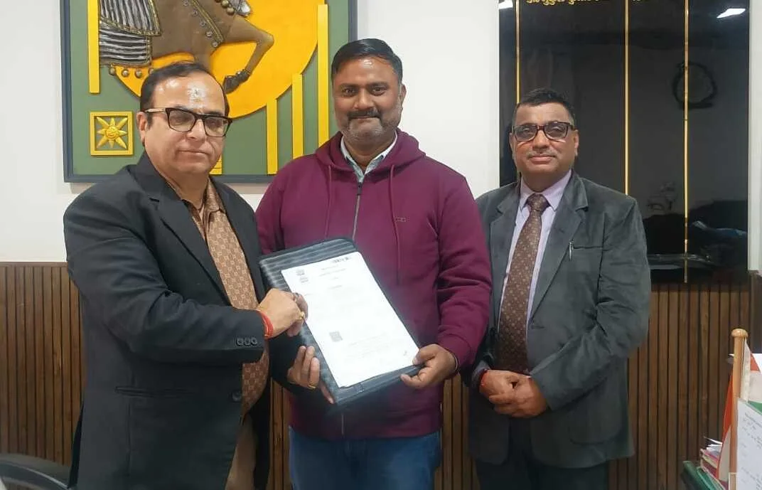 शिक्षा की गुणवत्ता सुदृढ़ करने के लिए समग्र शिक्षा और देवी संस्थान के मध्य MoU