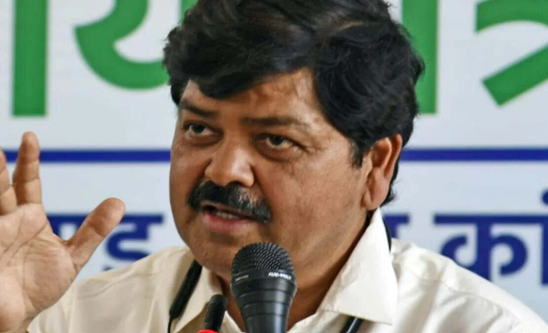 शंकराचार्य स्वामी अविमुक्तेश्वरानंद सरस्वती के साथ दुर्व्यवहार की कांग्रेस ने की निंदा