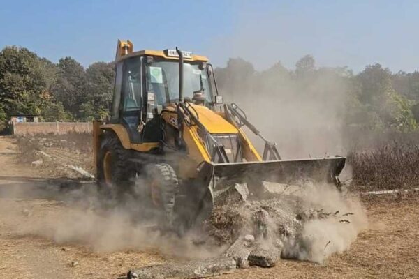 MDDA का करारा प्रहार, रानीपोखरी–थानों में 27 बीघा में फैली अवैध प्लॉटिंग ध्वस्त