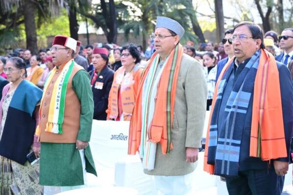 वंदे मातरम् सामान्य कविता नहीं, बल्कि मां भारती के प्रति आस्था, समर्पण और कर्तव्यबोध की अभिव्यक्ति