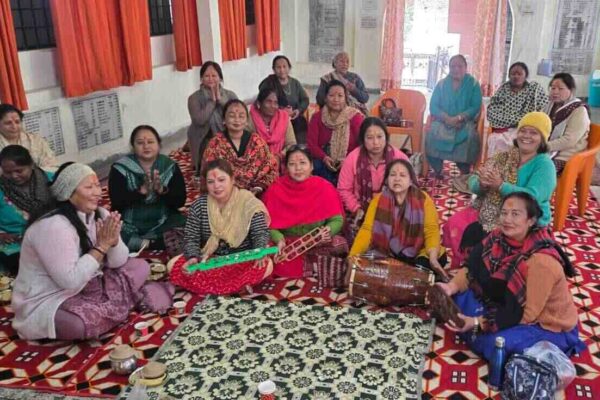 संसारी माता मंदिर में स्वस्थानी कथा, कीर्तन मंडली ने गाए सुंदर भजन