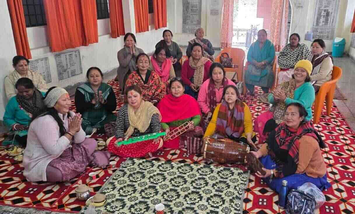 संसारी माता मंदिर में स्वस्थानी कथा, कीर्तन मंडली ने गाए सुंदर भजन