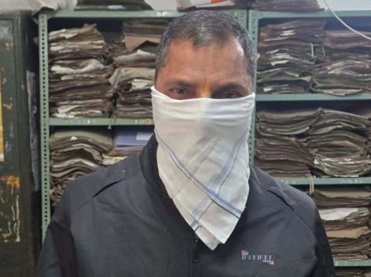 विजिलेंस की बड़ी कार्रवाई, GST का बाबू रिश्वत लेते रंगे हाथ गिरफ्तार