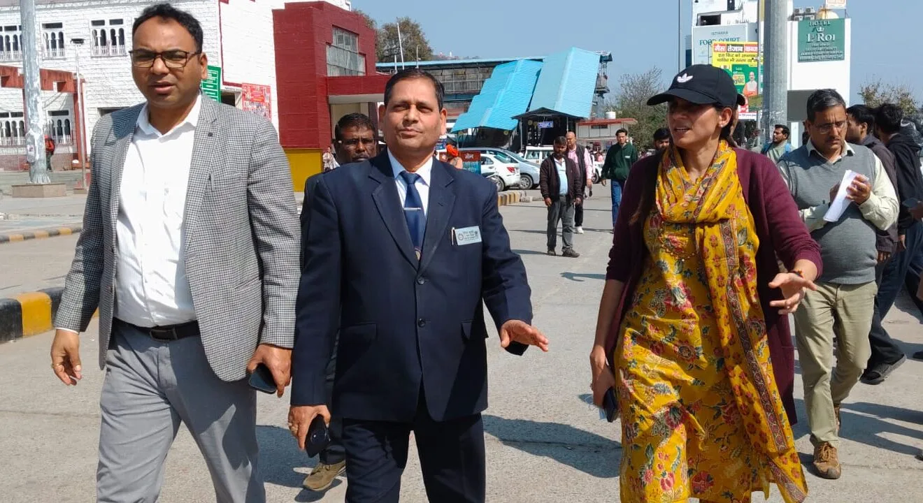 मेलाधिकारी ने कुंभ मेला को लेकर हरिद्वार रेलवे स्टेशन का किया निरीक्षण