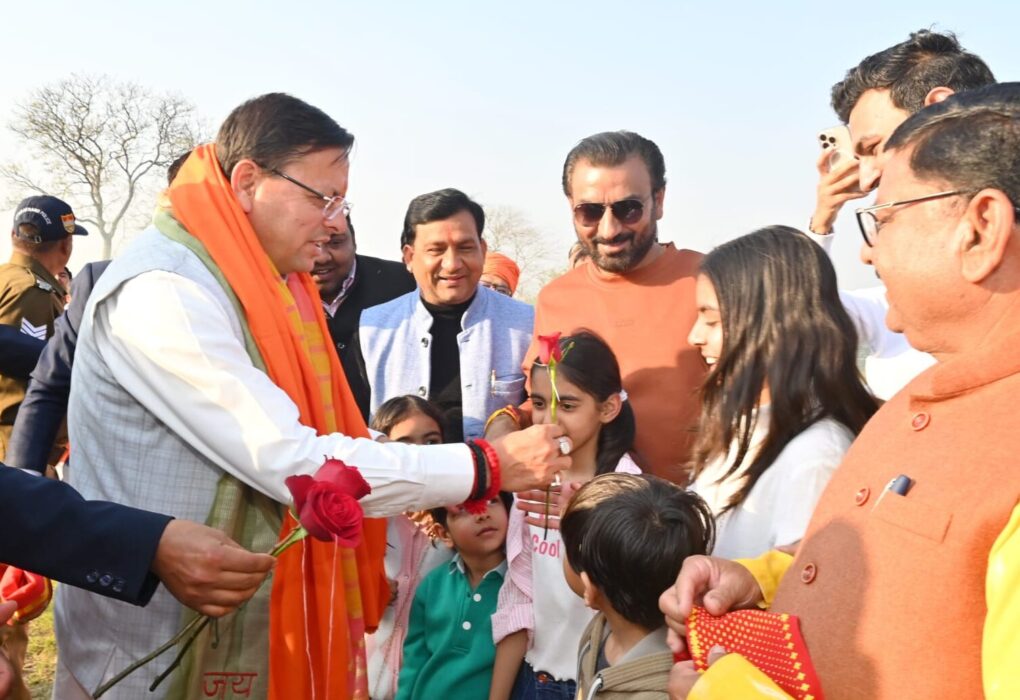 सीएम धामी ने हरिद्वार में चौपाल में सुनी समस्याएं, मौके पर समाधान के आदेश