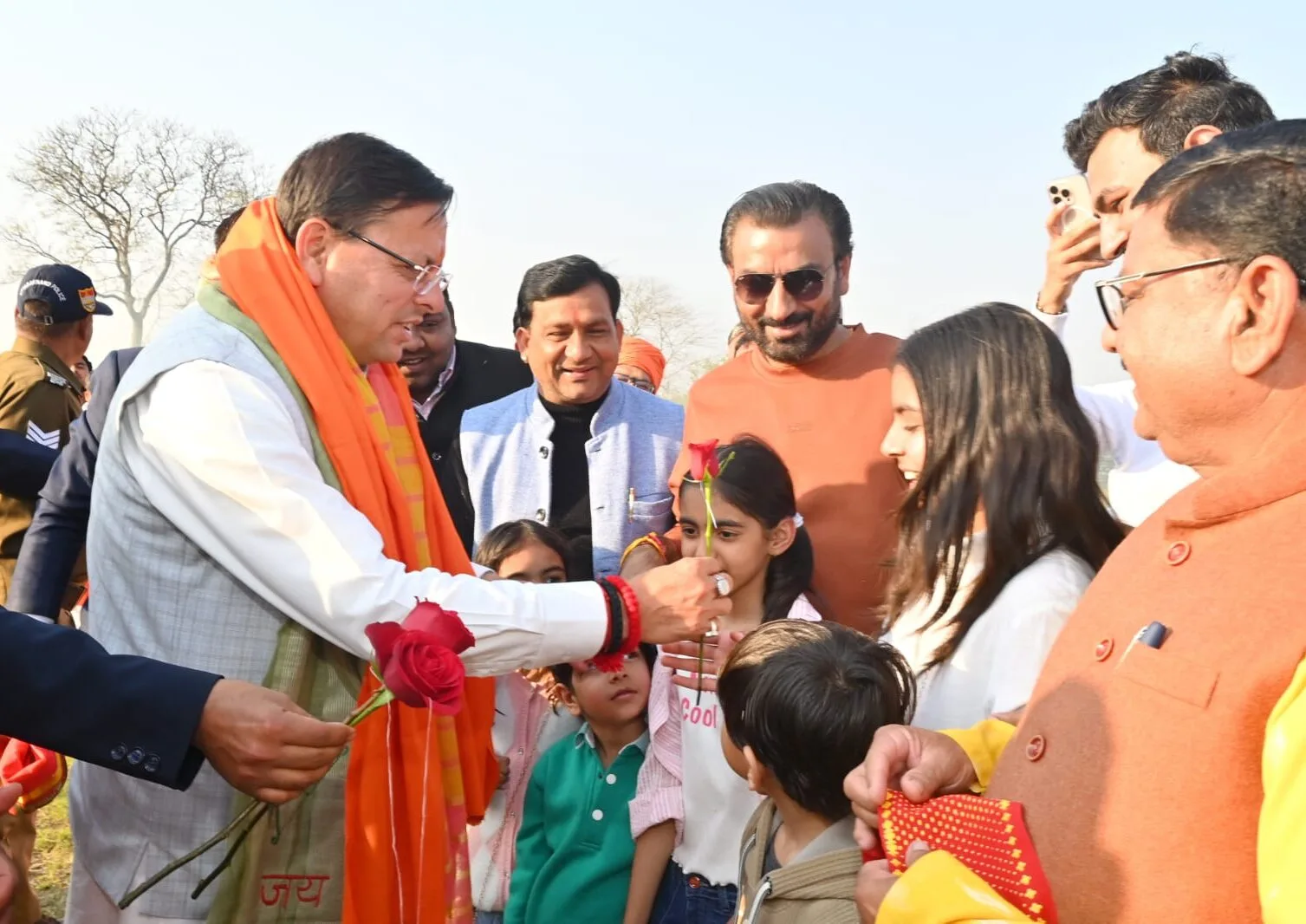 सीएम धामी ने हरिद्वार में चौपाल में सुनी समस्याएं, मौके पर समाधान के आदेश