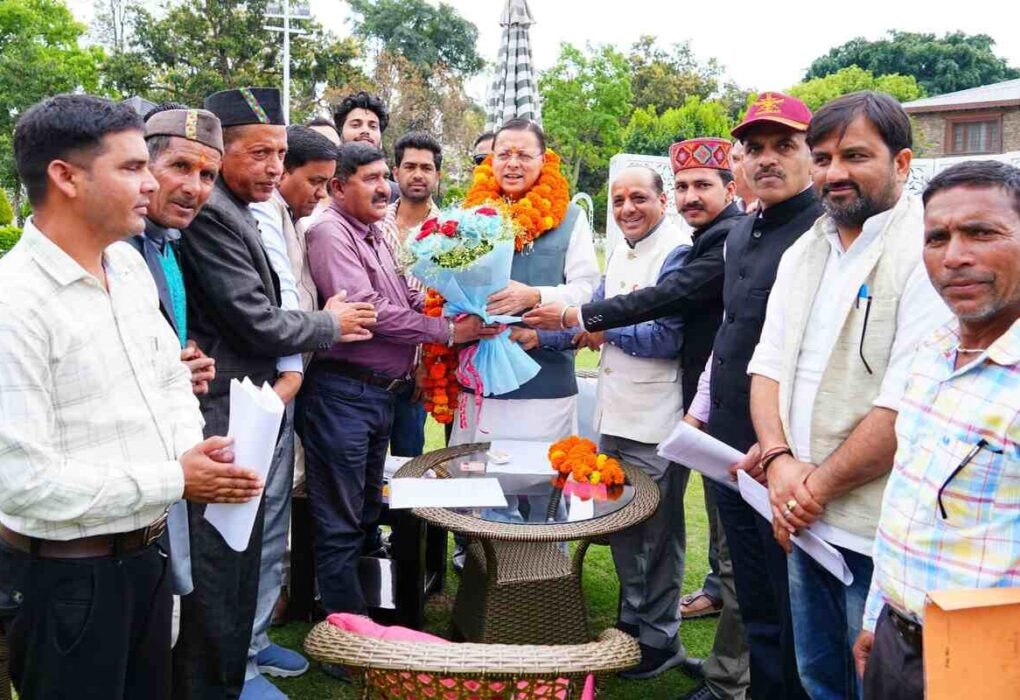 दिवारीखौल-जोखणी मोटर मार्ग की वित्तीय स्वीकृति के लिये क्षेत्रीय जनप्रतिनिधियों ने मुख्यमंत्री का जताया आभार