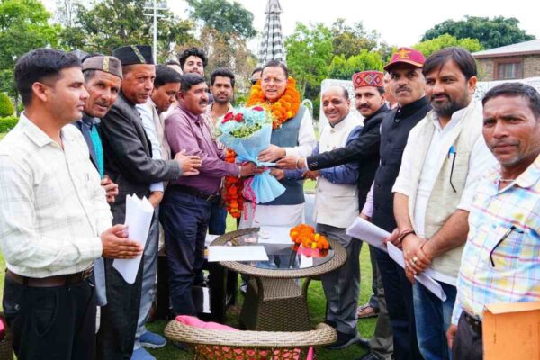 दिवारीखौल-जोखणी मोटर मार्ग की वित्तीय स्वीकृति के लिये क्षेत्रीय जनप्रतिनिधियों ने मुख्यमंत्री का जताया आभार