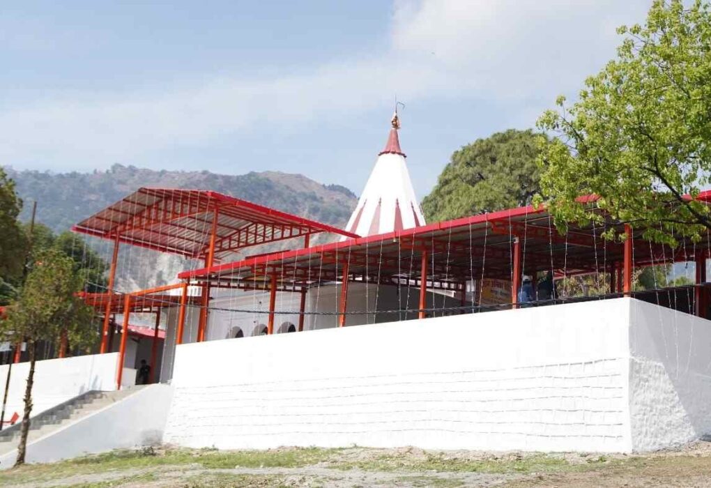 राजपुर के प्राचीन मां अम्बिका देवी मंदिर में कल मंगलेश डंगवाल करेंगे महामाई का गुणगान