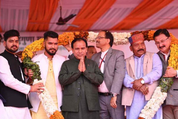 गढ़वाल विश्वविद्यालय में छात्रसंघ समारोह में शिक्षा मंत्री धन सिंह रावत ने की कई घोषणाएं