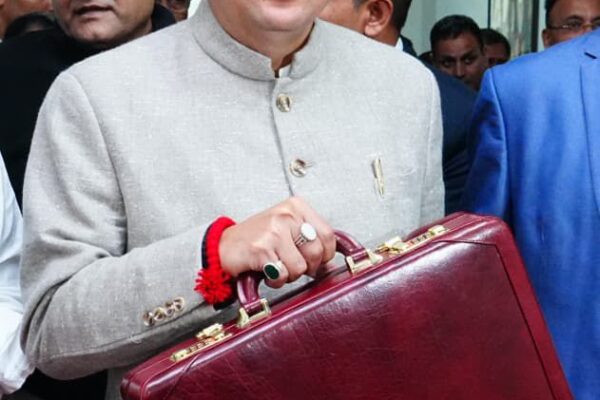 गैरसैंण में धामी सरकार ने पेश किया ₹1.11 लाख करोड़ का बजट