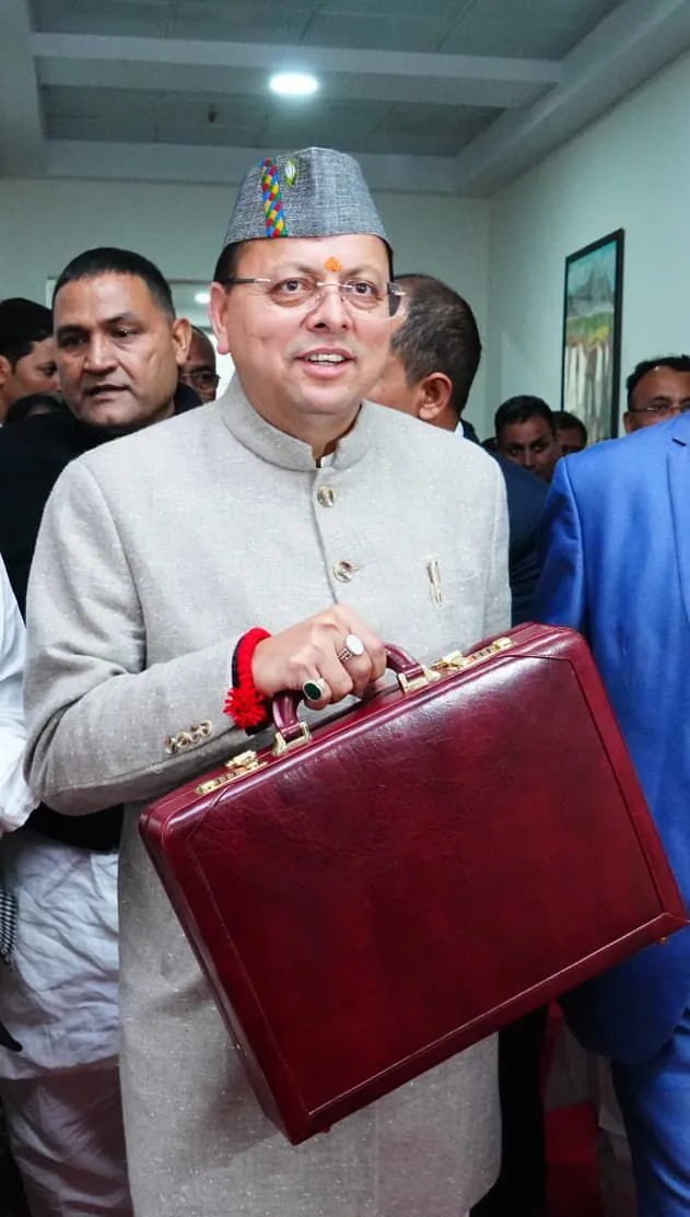 गैरसैंण में धामी सरकार ने पेश किया ₹1.11 लाख करोड़ का बजट