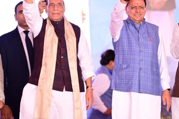 धामी बने ‘धुरंधर’, उत्तराखंड विकास की राह पर अग्रसर: राजनाथ सिंह