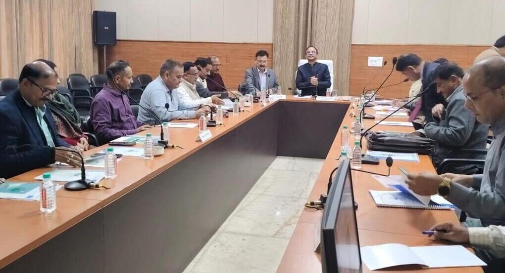 गढ़वाल विश्वविद्यालय की प्रवेश समिति की बैठक में शैक्षणिक कैलेंडर को स्वीकृति