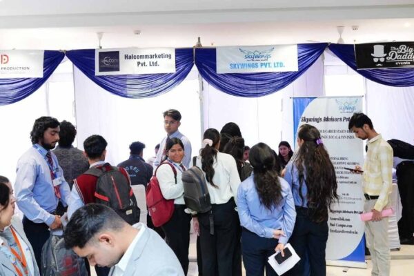 एसजीआरआरयू जॉब उत्सव : 200 छात्र-छात्राओं को शानदार प्लेसमेंट