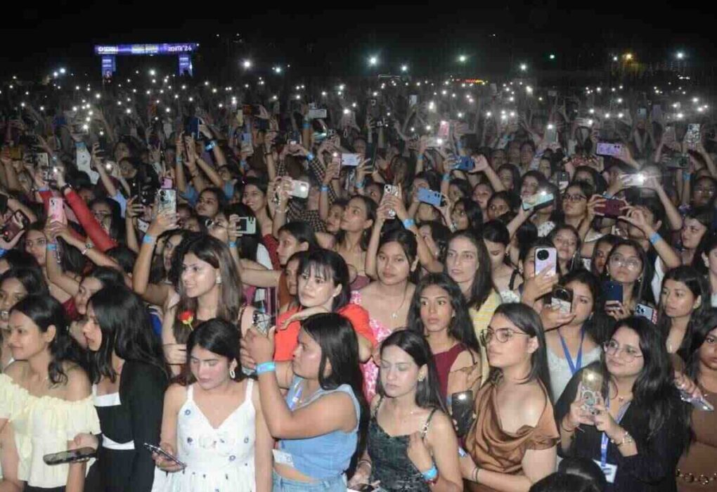 जेनिथ 2026: श्री गुरु राम राय विश्वविद्यालय में सजी सुरों की शाम