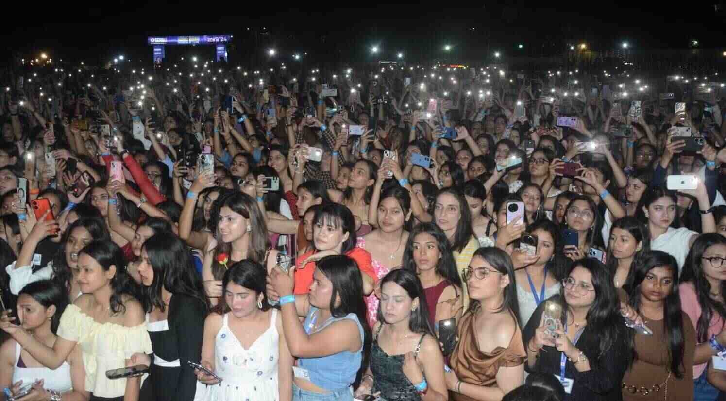 जेनिथ 2026: श्री गुरु राम राय विश्वविद्यालय में सजी सुरों की शाम