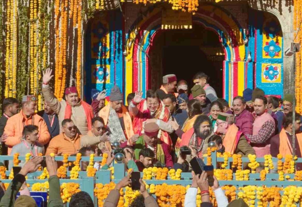 ग्यारहवें ज्योर्तिलिंग श्री केदारनाथ के कपाट विधि-विधान के साथ खुले