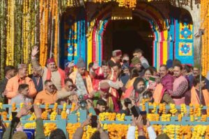ग्यारहवें ज्योर्तिलिंग श्री केदारनाथ के कपाट विधि-विधान के साथ खुले