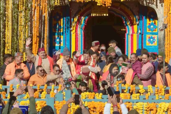 ग्यारहवें ज्योर्तिलिंग श्री केदारनाथ के कपाट विधि-विधान के साथ खुले