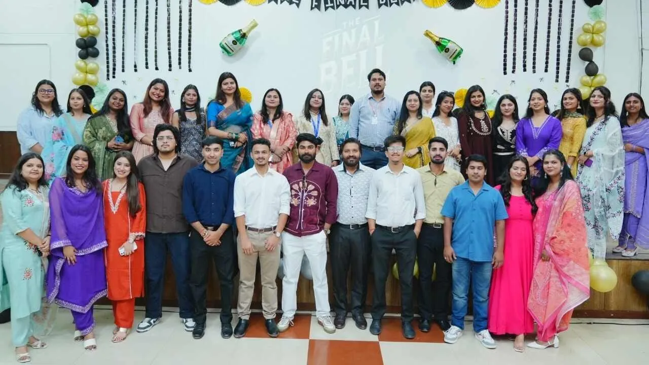 SGRRU में भावुक माहौल में फिजियोथेरेपी विद्यार्थियों को दी विदाई