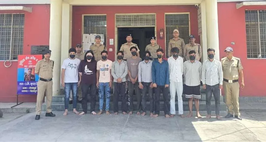 सेलाकुई में फैक्ट्री और पुलिस पर पथराव करने वाले दस उपद्रवी गिरफ्तार