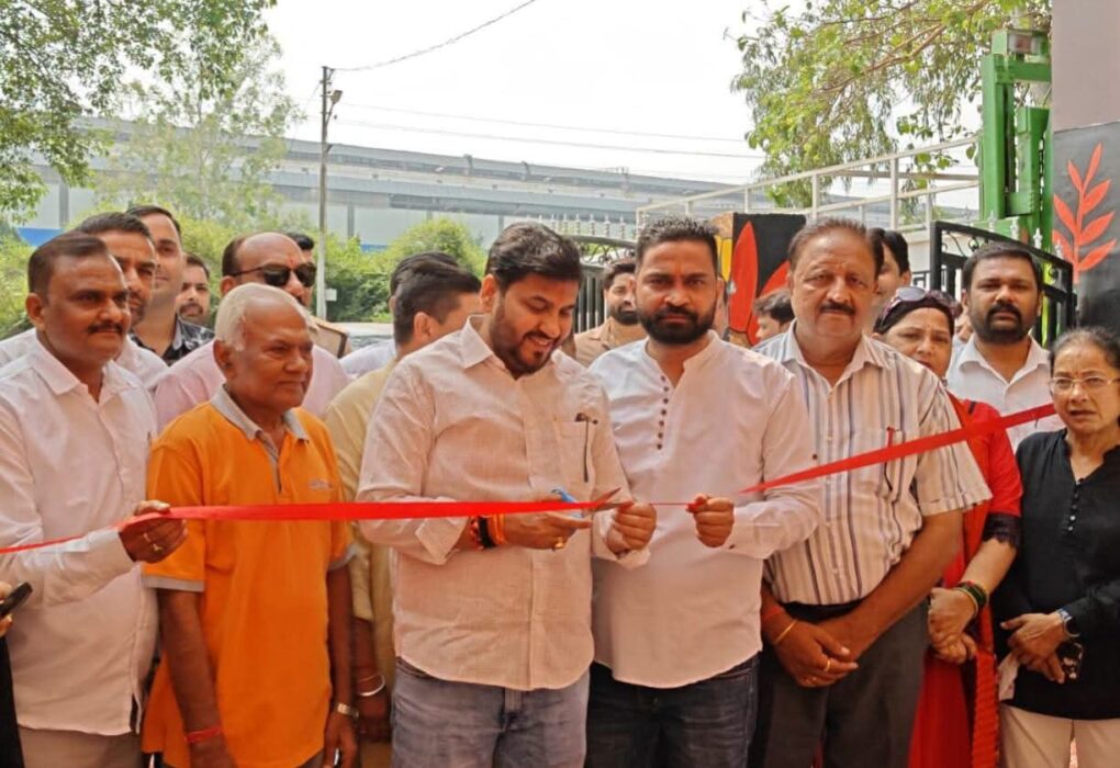 सेवा संकल्प अभियान के अंतर्गत “जन-जन की सरकार, जन-जन के द्वार” सेवा कैंप का नगर पालिका अध्यक्ष राजीव शर्मा ने किया शुभारंभ