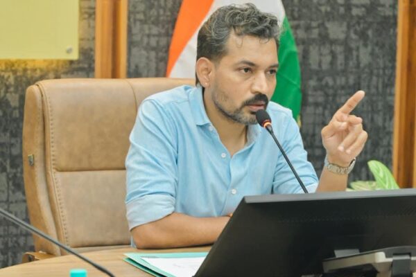 देहरादून: रेयर डिजीज से पीड़ित बच्चों के उपचार हेतु डीएम की पहल; 10 बच्चों के उपचार को जिला प्रशासन ने दिए रू0 9.60 लाख, अब तक 32 बच्चों का चिन्हीकरण, 22 बच्चों का आरबीएसके के तहत चल रहा उपचार