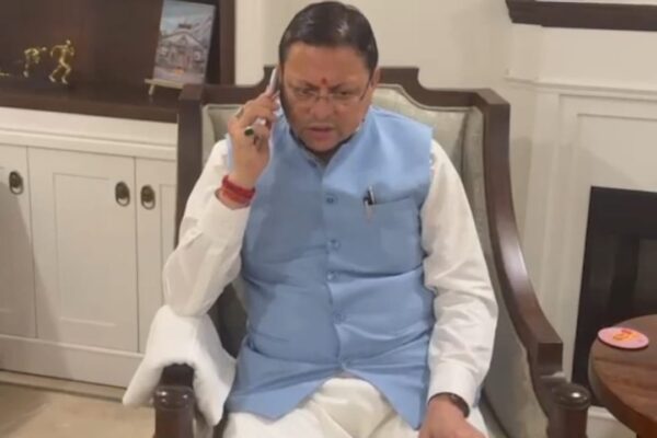 उत्तरकाशी में फंसे ट्रैकर्स की सुरक्षित वापसी सुनिश्चित की जाए : मुख्यमंत्री, मुख्यमंत्री पुष्कर सिंह धामी ने सचिव, आपदा प्रबंधन से दूरभाष पर ली राहत एवं बचाव अभियान की जानकारी