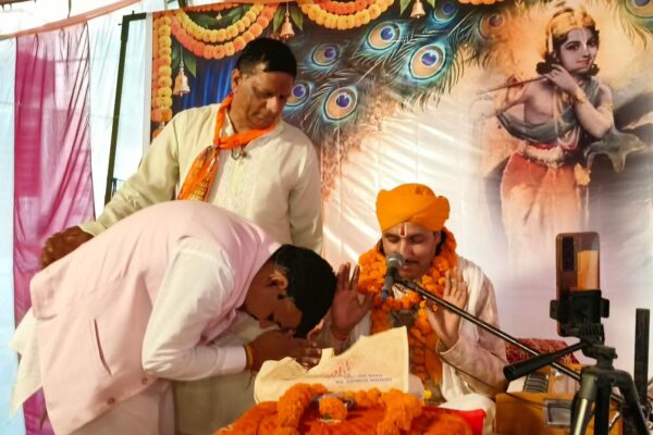 श्रीमद् भागवत कथा में भगवान श्रीकृष्ण की लीला का श्रवण कर भक्तगण हुए भाव विभोर, पूर्व मेयर गौरव गोयल ने लिया आशीर्वाद